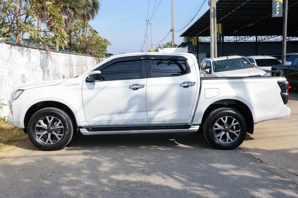 Isuzu Dmax Cab4 Hilander 1.9 ZP A/T 2023 *LK0598*